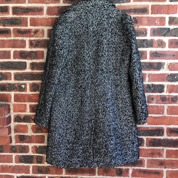 Black and White Fall/Winter Coat - Picture 6 of 7